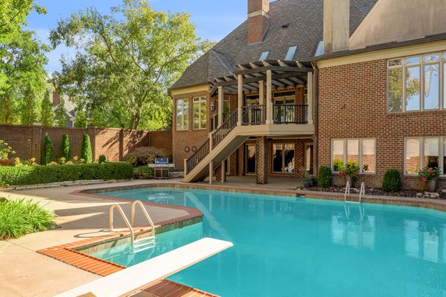 1884 Honey Spring Place, Lexington, KY 40502