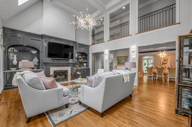 1884 Honey Spring Place, Lexington, KY 40502