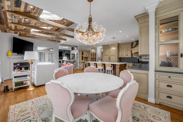 1884 Honey Spring Place, Lexington, KY 40502