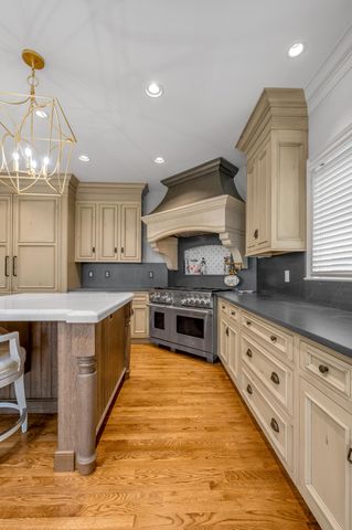 1884 Honey Spring Place, Lexington, KY 40502