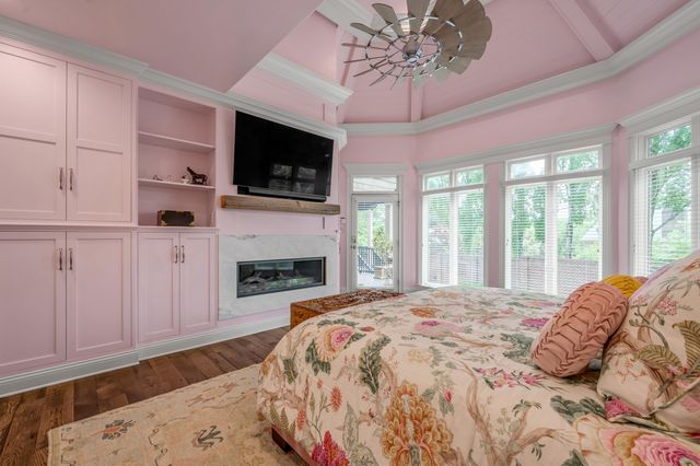 1884 Honey Spring Place, Lexington, KY 40502