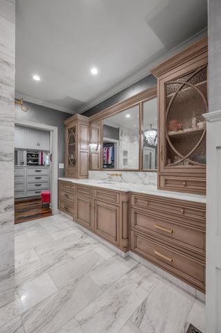 1884 Honey Spring Place, Lexington, KY 40502