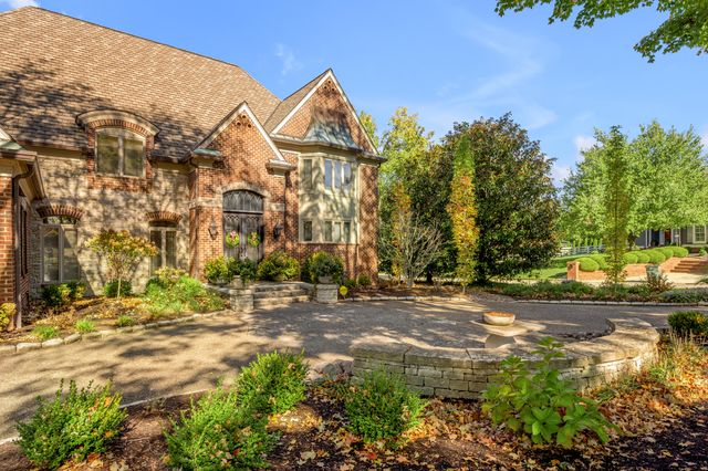 1884 Honey Spring Place, Lexington, KY 40502