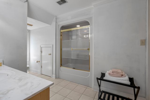 1884 Honey Spring Place, Lexington, KY 40502