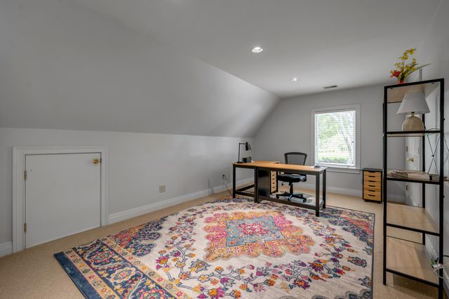 1884 Honey Spring Place, Lexington, KY 40502