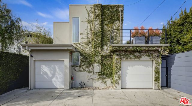814 Crestmoore Place, Venice, CA 90291