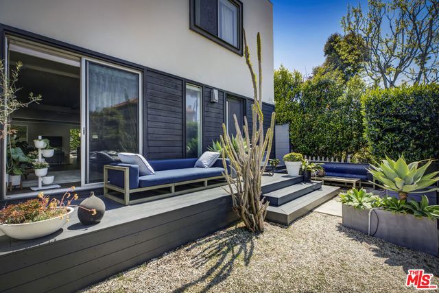 814 Crestmoore Place, Venice, CA 90291