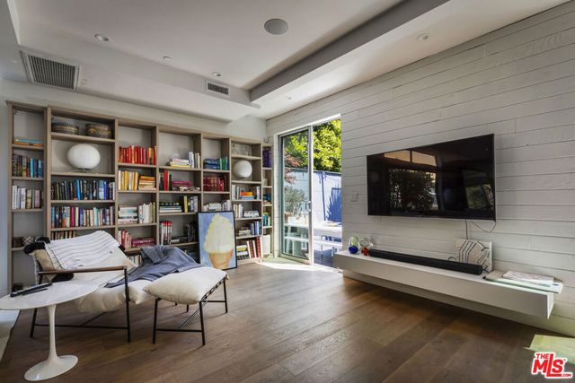 814 Crestmoore Place, Venice, CA 90291