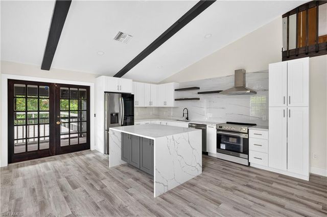 16970 Carolyn LN, North Fort Myers, FL 33917