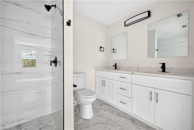 16970 Carolyn LN, North Fort Myers, FL 33917