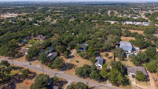 3815 Lucy Trimble Road, Burleson, TX 76028