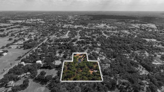 3815 Lucy Trimble Road, Burleson, TX 76028