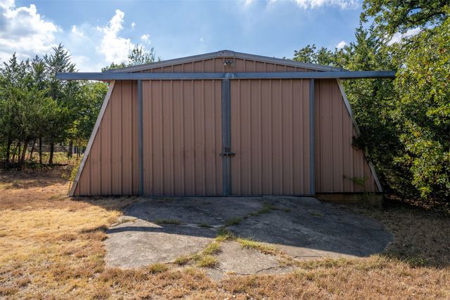 3815 Lucy Trimble Road, Burleson, TX 76028
