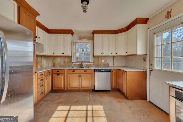 4520 Huntridge Drive NE, Roswell, GA 30075