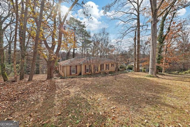 4520 Huntridge Drive NE, Roswell, GA 30075