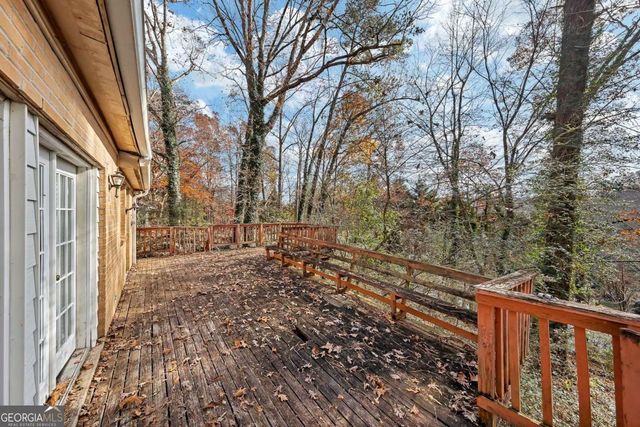 4520 Huntridge Drive NE, Roswell, GA 30075