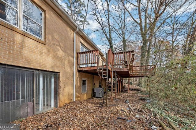 4520 Huntridge Drive NE, Roswell, GA 30075