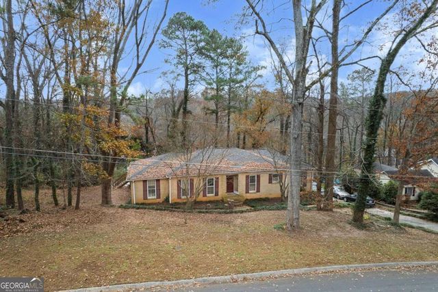 4520 Huntridge Drive NE, Roswell, GA 30075