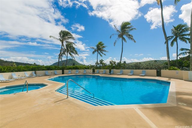 250 Kawaihae Street 8B, Honolulu, HI 96825