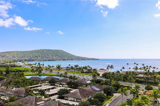 250 Kawaihae Street 8B, Honolulu, HI 96825