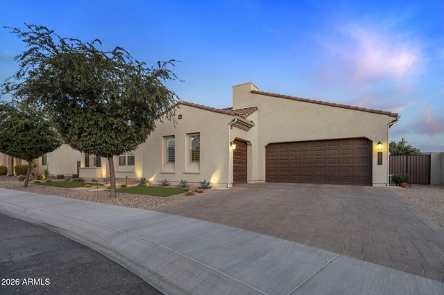 1823 E WATFORD Court, Gilbert, AZ 85298