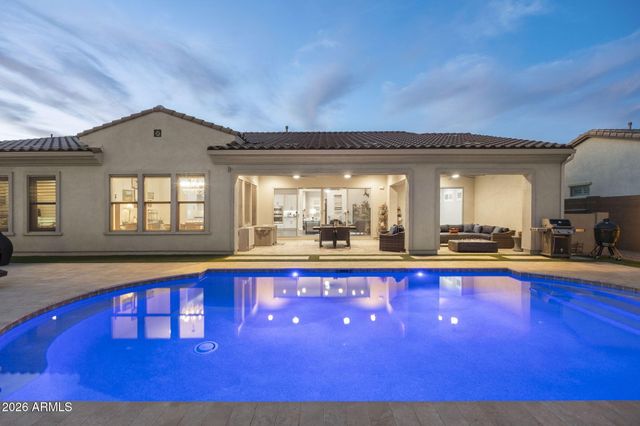 1823 E WATFORD Court, Gilbert, AZ 85298