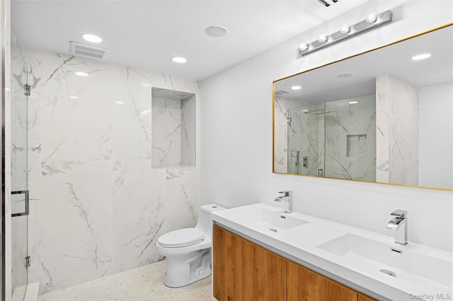 138 Longview Road, Southampton, NY 11968