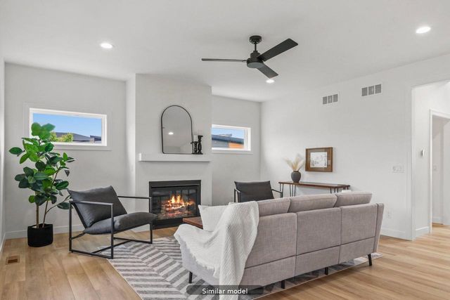 1422 Stonehaven Drive, Sun Prairie, WI 53590