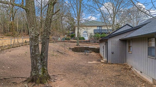 704 E Pamela Drive, West Plains, MO 65775