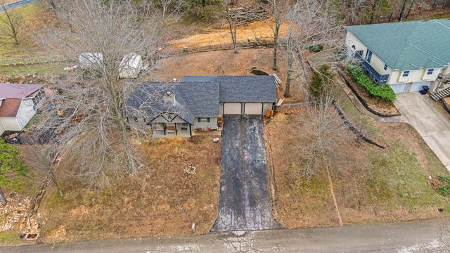 704 E Pamela Drive, West Plains, MO 65775