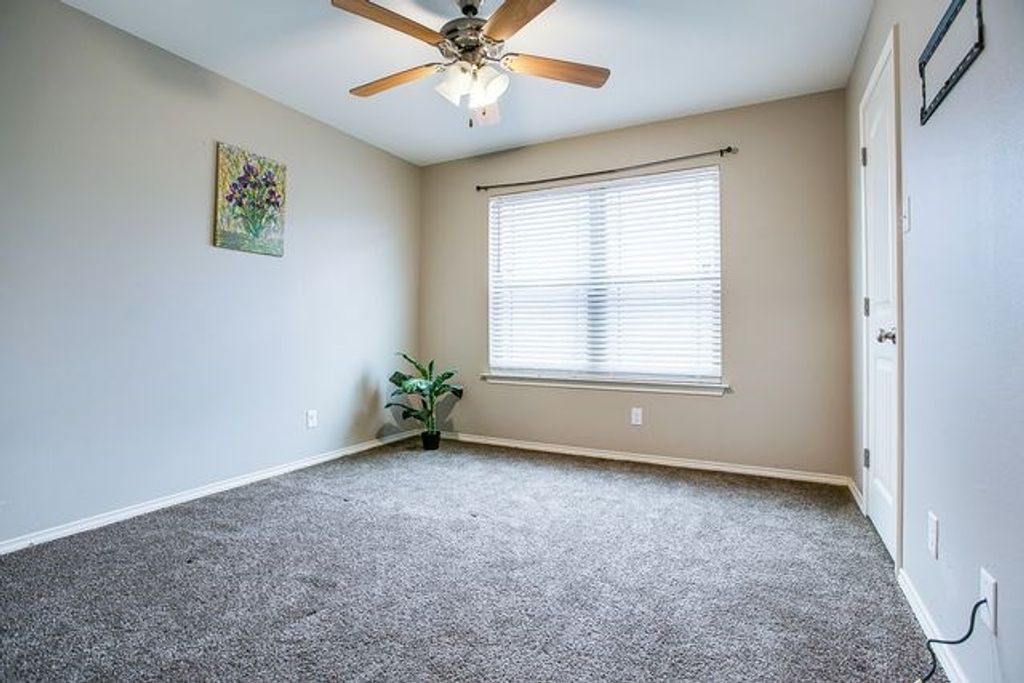 Image 18 of property listing at 637 Jones St, San Angelo, TX 76903