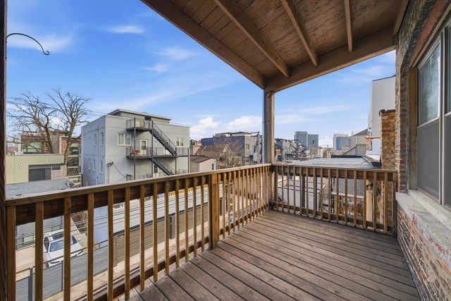 2908 W Palmer Street 3, Chicago, IL 60647