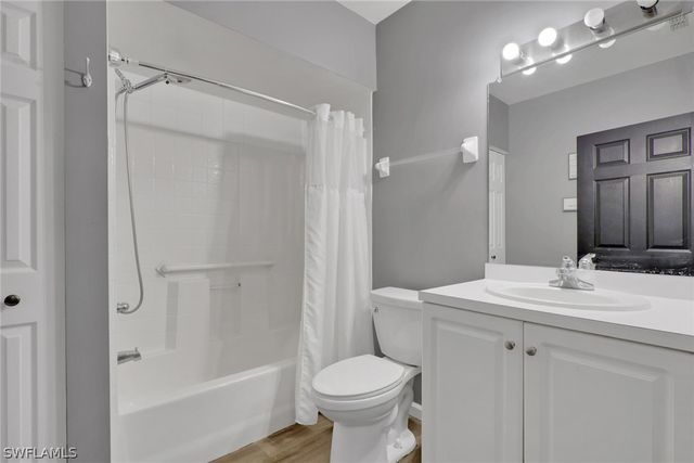 14801 Park Lake DR 104, Fort Myers, FL 33919