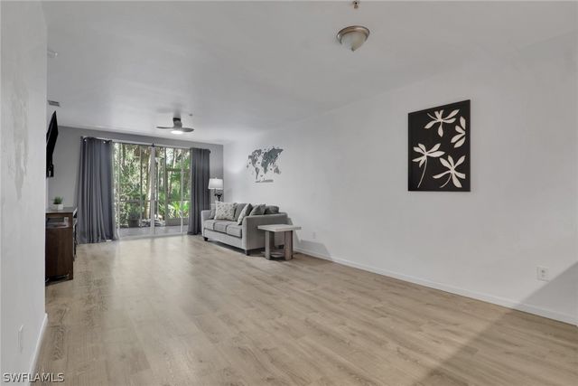 14801 Park Lake DR 104, Fort Myers, FL 33919