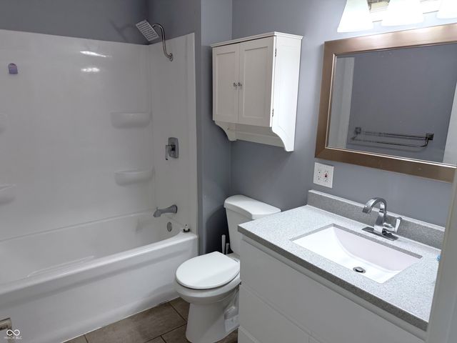 2399 W Rock River Ridge Road, Crawfordsville, IN 47933