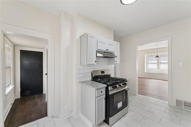 6046 Swope Parkway, Kansas City, MO 64130