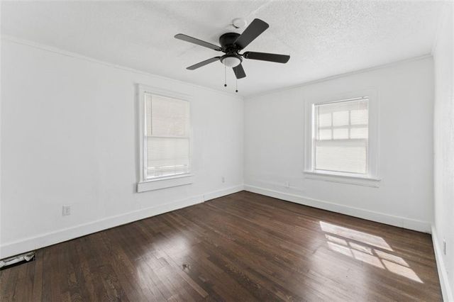 6046 Swope Parkway, Kansas City, MO 64130