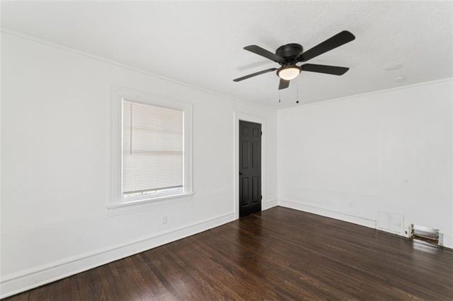 6046 Swope Parkway, Kansas City, MO 64130