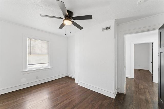 6046 Swope Parkway, Kansas City, MO 64130