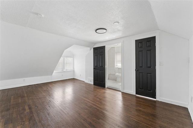 6046 Swope Parkway, Kansas City, MO 64130