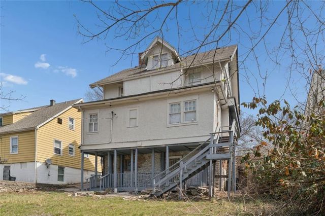 6046 Swope Parkway, Kansas City, MO 64130