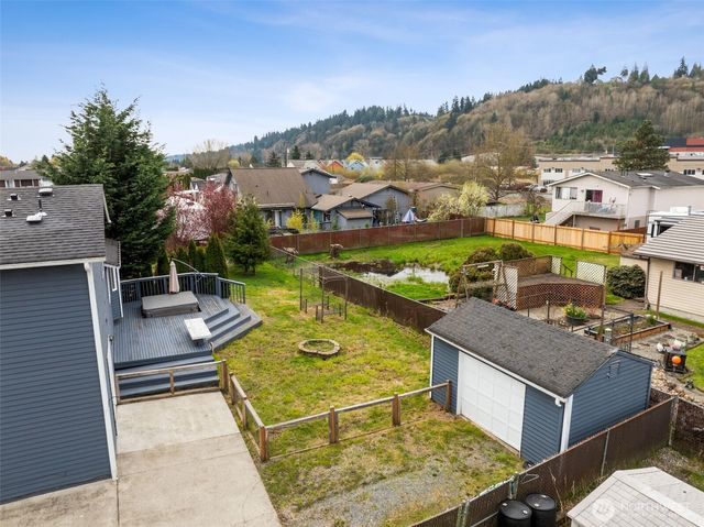 214 10th Avenue N, Algona, WA 98001