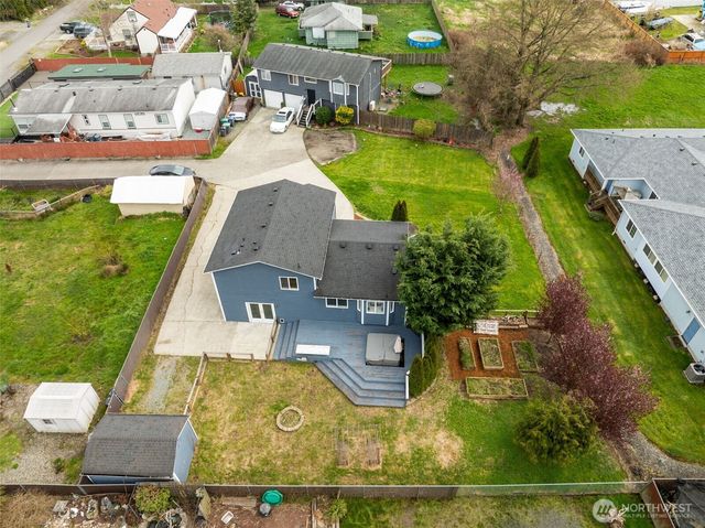 214 10th Avenue N, Algona, WA 98001