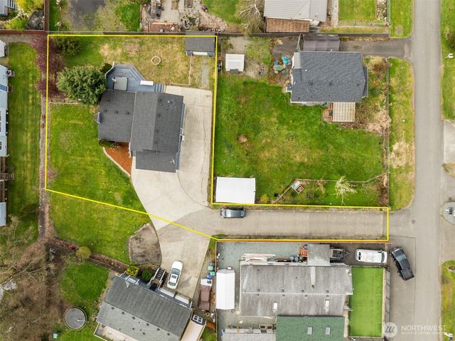 214 10th Avenue N, Algona, WA 98001