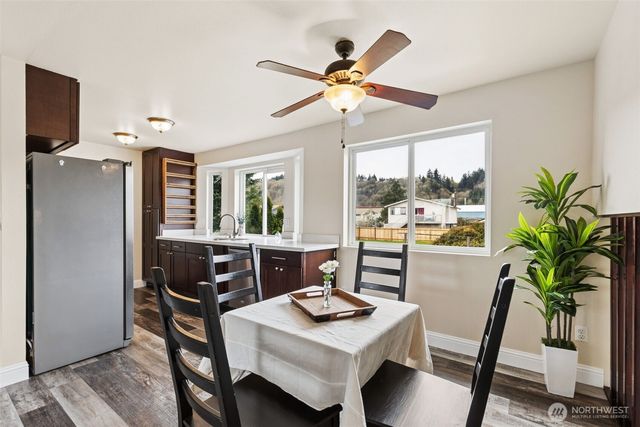 214 10th Avenue N, Algona, WA 98001