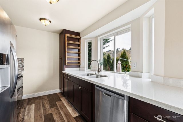 214 10th Avenue N, Algona, WA 98001