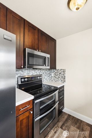 214 10th Avenue N, Algona, WA 98001