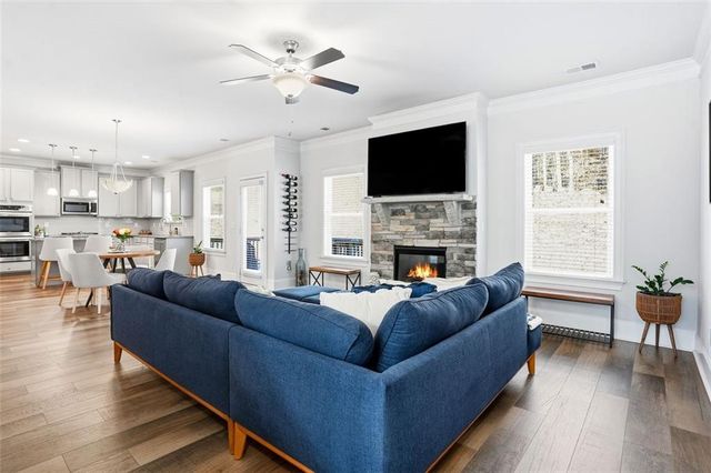 2200 GINGER LAKE DR NE Drive, Conyers, GA 30013