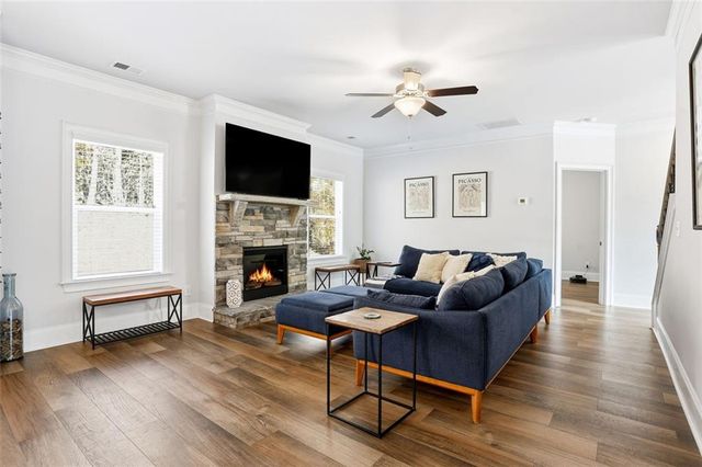 2200 GINGER LAKE DR NE Drive, Conyers, GA 30013