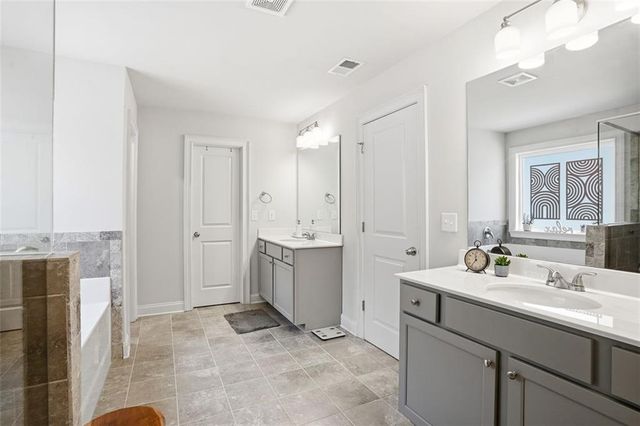 2200 GINGER LAKE DR NE Drive, Conyers, GA 30013